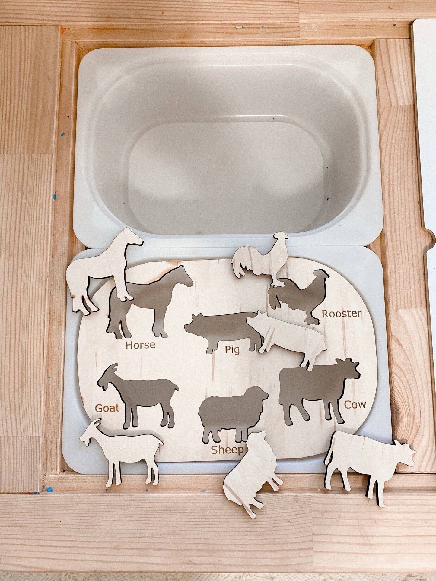 Farm Animals Sensory Bin Insert